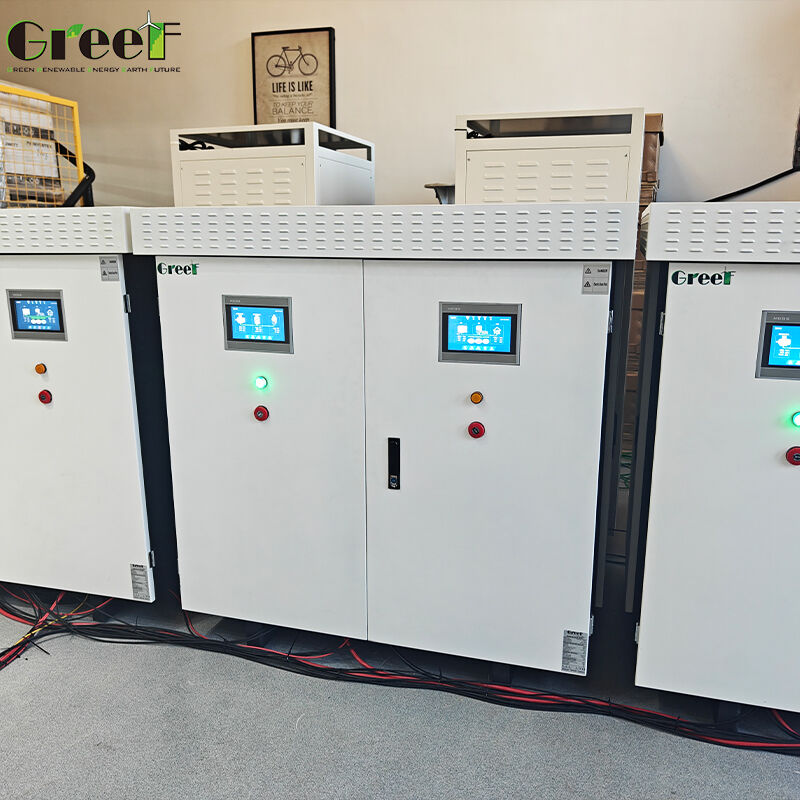 کنترل‌کننده باتری لیتیوم-یونی متصل به شبکه با صفحه لمسی LCD و حداکثر بازده 95% برای سیستم‌های خورشیدی و بادی