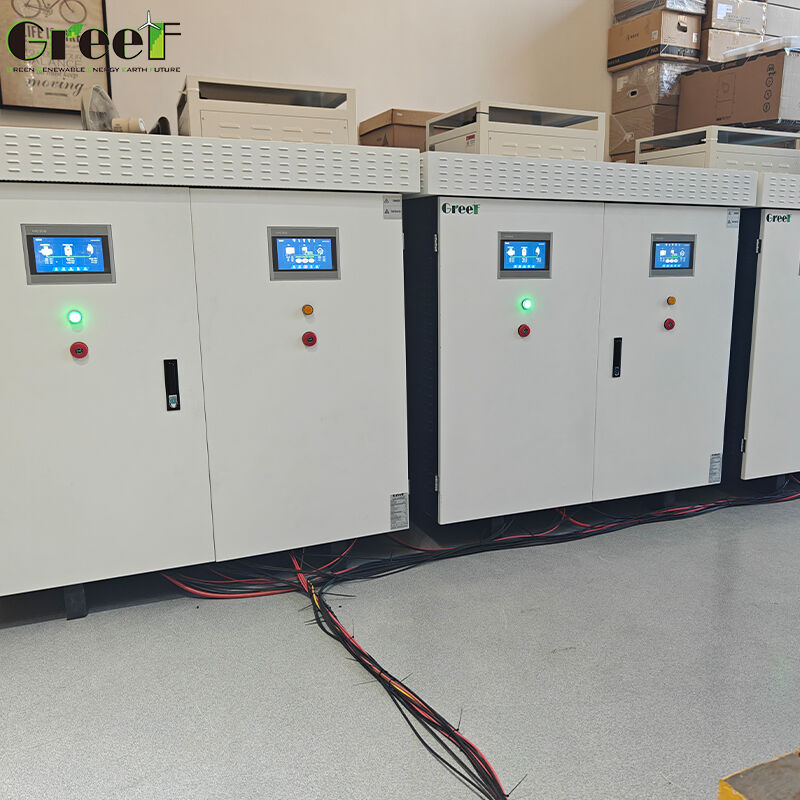 صفحه نمایش لمسی ال سی دی بر روی کنترلر شبکه با نظارت بر شبکه و 5 سال گارانتی برای راه حل های مدیریت انرژی